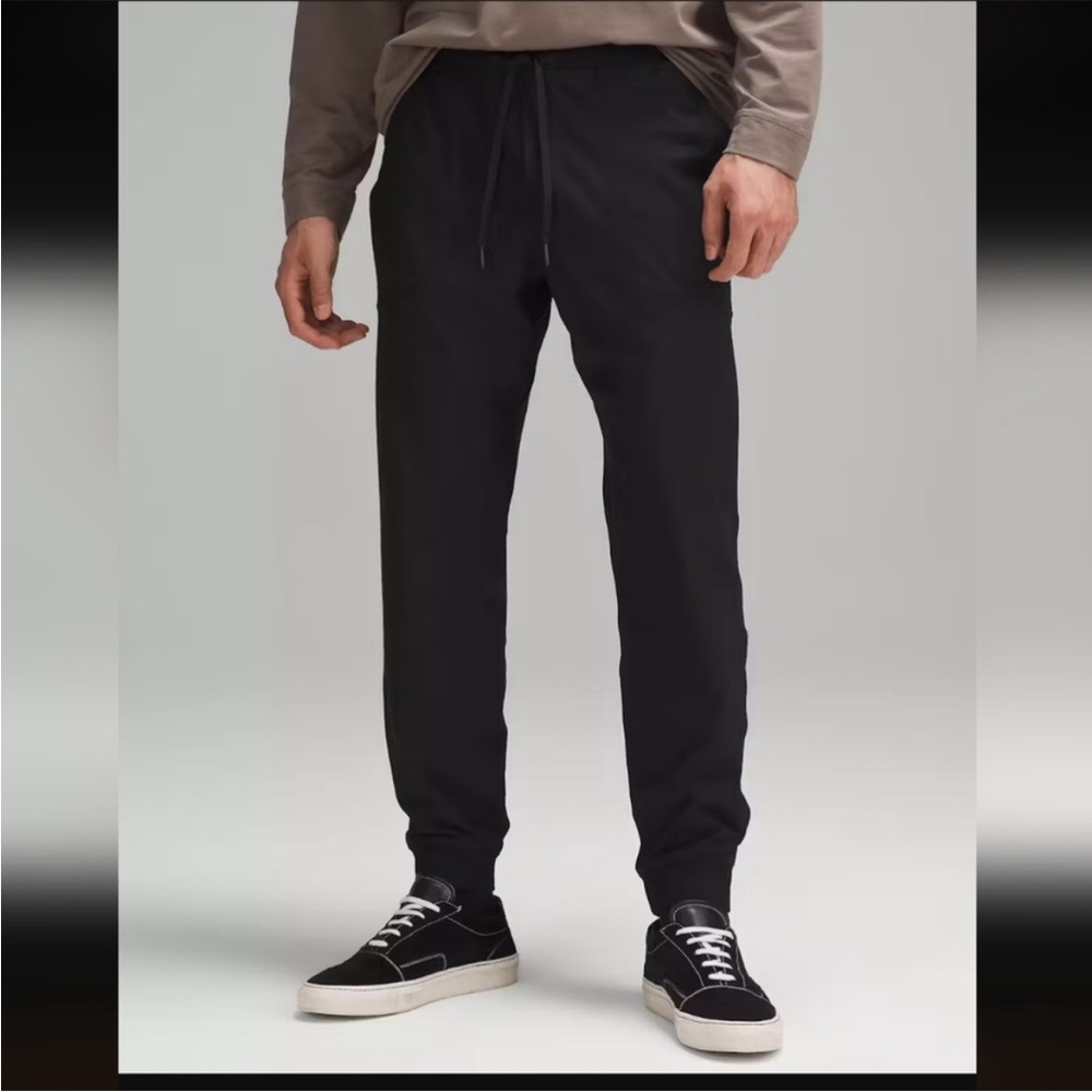 LULULEMON ABC Jogger in Black M New
